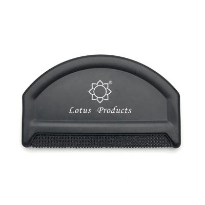 China Matt Black Plastic Cashmere Wool Manual Comb for sale