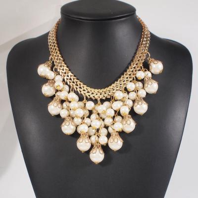 China BOHEMIA HANSIDON Trend Ladies Imitation Pearl Beads Necklace Chain Choker Statement Bib Necklace Fashion Jewelry Handmade Necklaces for sale