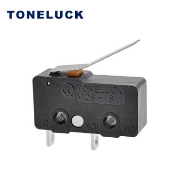 China Household Appliances 250V AC 125VAC Lever NO SPST Micro Switch 1at85 Normally Open Micro Switch With Hole for sale