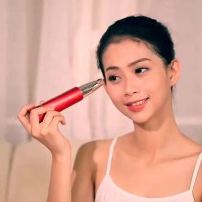 China Wireless Eye Massager Stick with Heated Warm Care Vibration and 10mm Roller Ball for sale