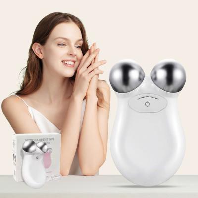 China EMS Electrical Muscle Stimulation Neck Massager for Facial and Neck Lift at Home for sale