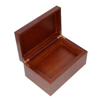 China HONGDAO Materials Beech Wood Shoe Polish Care Box Repurposed Customizable Shoe Shine Care Box Wooden Gift Box for sale