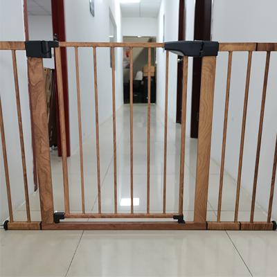 China Protect Staircase Home Easy Indoor Narrow Wide Adjustable Pet Door Modern Design Baby Extension Baby Gate Baby Safe Gate for sale