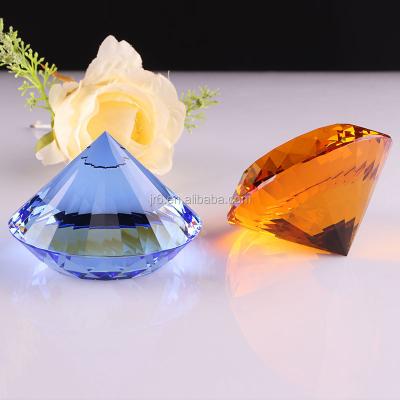 China Europe Europe 40mm Crystal Diamond Shaped Paperweight Etched Clear High Quality for sale