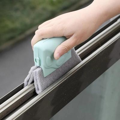 China Viable Creative Door and Window Groove Cleaning Cloth Window Cleaning Sweep Windows Crack Remover Brushes Household Clean Tool for sale