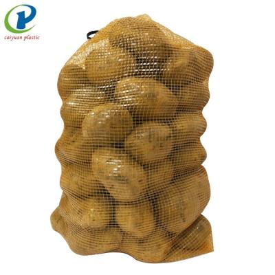 China Recyclable Pe Tubular Mesh Bag Packing Vegetable And Fruit 50kg for sale