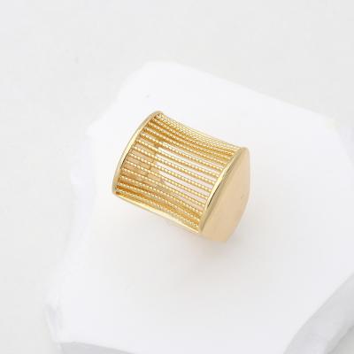 China 2022 Horizontal Stripe Fashion Square Stripe Jewelry GARAANTIIE Fashion Ring Women's Ring Jewelry 18K Gold Plated Ring for sale