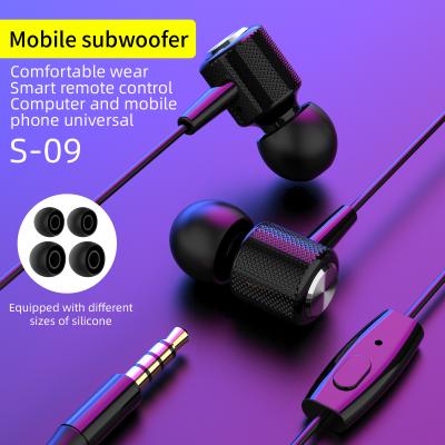 China With Microphone High Fidelity Sound Quality 2021 3.5mm BASS Wired Earphone Cable Adjustable Volume With Mic Gift Packaging for sale