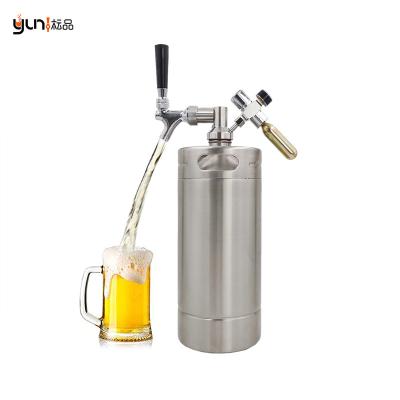 China Sustainable Newest Design 128oz Stainless Steel Keg Beer Tap Eco-Friendly System With CO2 Regulator for sale