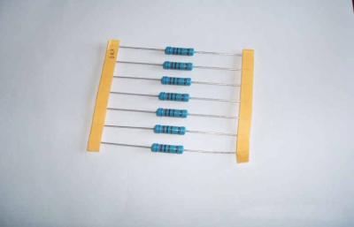 China 3 Watt Metal Oxide Film Resistors / 680K Ohm 1 % E96 Resistor 500V for sale