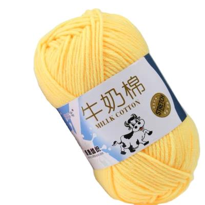 China Hand Woven  Soft Milk Crochet Cotton Knitting Yarn Baby Yarn Knitting 5 ply cotton Yarn for sale