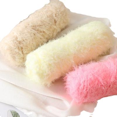 China knitting fancy wool mink yarn feather yarn for hand knitting faux fur sweater for sale