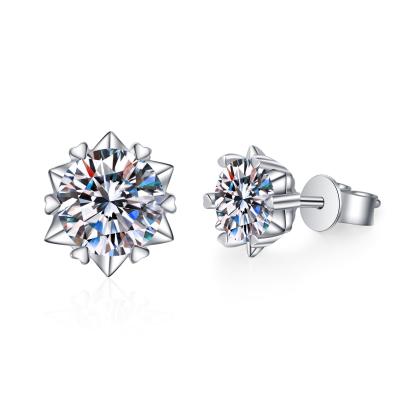 China Romantic Fashion Sterling Silver Stud Flower Earrings 925 Diamond Moissanite Silver 1ct for Women Bride for sale