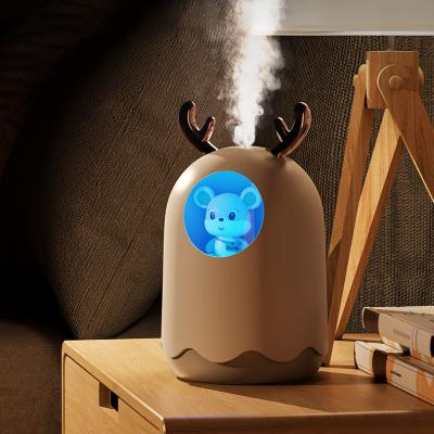 China ABS pp Wholesale Desktop Electronic Item Home Humidifier Car Factory USB Decor Humidifier Luxury Home Parts for sale