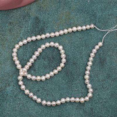 China Jewelry Making 4.5-5mm Real White Cultured Natural Freshwater Pearls Loose Pearl Strand String Wholesale Close Round Freshwater Pearl for sale