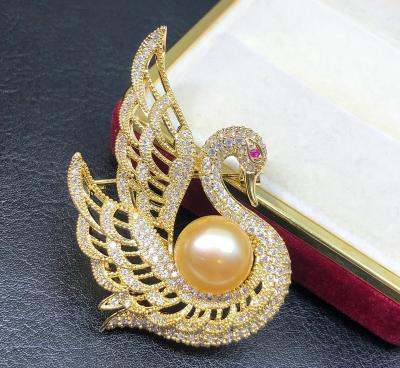 China PEARL Brooch Pearl Animal Brooches Shape Jewelry Zircon Crystal Luxury Butterfly Swan Brooch Pins for sale