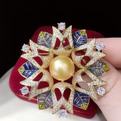 China Pin Wholesale Crystal Women Brooches Gold Brooch Gold Enamel Popular Brass Pearl Brooches Custom Jewelry Fashion Gifts for sale