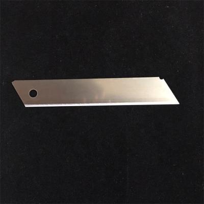 China Fiber And Textile Cutting 18mm Premium Carbon Steel Snap Off Utility Knife Blade for sale