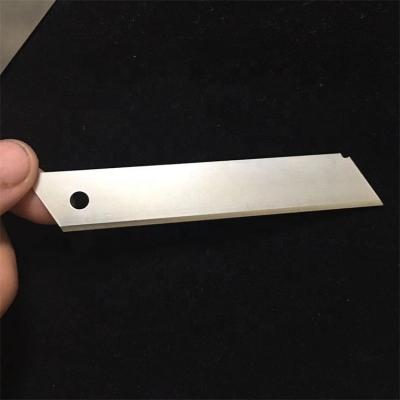 China Fiber And Textile Cutting Wholesale High Quality 0.5mm Thickness 18mm Snap Off Cutter Blade for sale