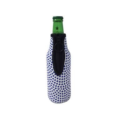 China Waterproof wine bottle insulator sleeve different color. Zip-up bottle jackets. Keep beer cold and hands warm with the Beer Bottle Cooler for sale