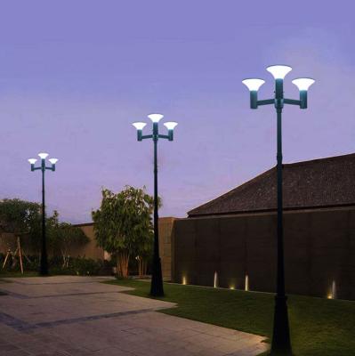 China Garden High Brightness Stand Alone Weatherproof Outdoor Solar Powered Led Landscape Lawn 15w 30W 60W 100W Light for sale