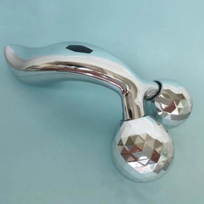 China Portable Mini Roller Face Lift Skin Tightening Rejuvenation Beauty Massage Facial Roller for sale