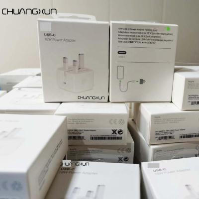 China Original 18W PD3.0 USB-C High Speed ​​Power Adapter Charger UK Wall USB Fast Charger For Max Foldable Type C iPhone11pro 3 Pin Charger for sale