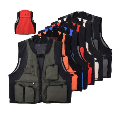 China QUICK DRY Mens Multi Pockets Cargo Vest For Climbing Shooting Photography Hanging Journalist Fishing Vest Angler Waistcoat for sale