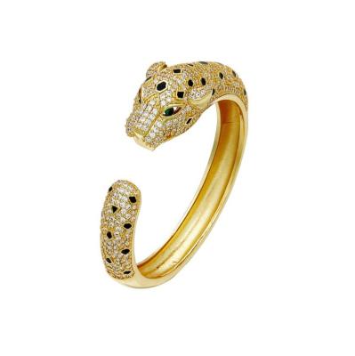 China TRENDY Leopard Gemstone 18k Gold Plating Key Bracelet For Women for sale