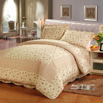 China Hotel Nondisposable Floral Soft Bohemian Pink Bedspread New Design Cotton Comforter Bedspread Western Bedspread Hotel Bedspread for sale