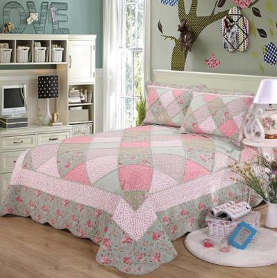 China Nondisposable Bedspreads Cotton Bed Cover Set Single Patchwork Bedspread Print Comforter Bedspread Double Set For Four Seasons for sale