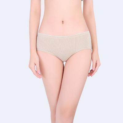 China Antibacterial Manufacturers Direct Selling Solid Women's Panties Mid Waist Girls Underpants Nickers Ladies Breathable Panties for sale