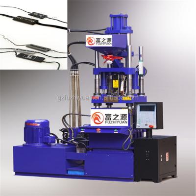 China VERTICAL 70 Ton Garment Tag Molding Seal Tag Plastic Injection Molding Machine For Molding Machine for sale