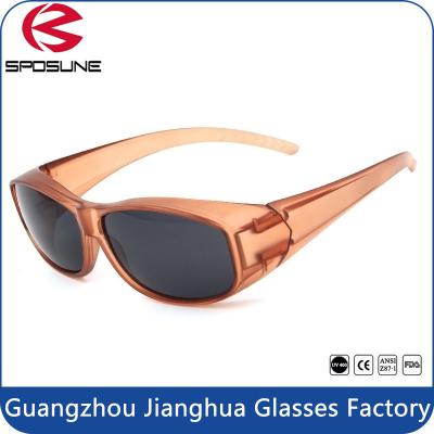 China Ajuste polarizado moda a prueba de viento sobre las gafas de sol con gafas del marco de la PC de Bling en venta