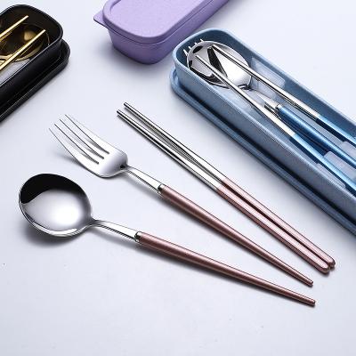 China Sustainable Hot Sale Case Pink Serving Dining Disposable Individual Cutlery Set With Holder for sale