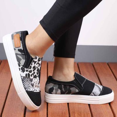 China Wholesale New Fashion Trend Style Unisex RTS Bootzen Flat Casual Patched Raw Edge Dax Snake Leopard Slip On Patchwork Sneaker for sale