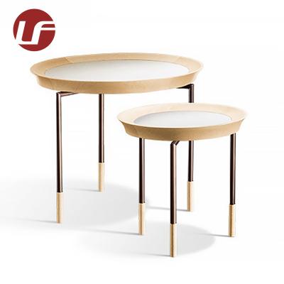 Cina Custom Made Modern Solid Wood Round 3 Leg Hotel Room Coffee Table From Foshan Durable Supplier Small in vendita