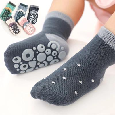 China Sustainable Toddler Kids Non Slip Anti Slip Newborn Baby Knitted Socks Rubber Soles Floor Socks With Grips for sale