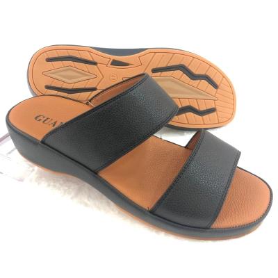 China Wholesale Fashion Trend PU Slipper PU Leather High Quality Outdoor Slippers For Men's Hot Selling Products for sale