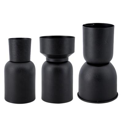 China Wholesale Black Home Decoration Iron Powder Coating Candlestick Decoration Lantern Stand ftaper Candlesticks Tabletop Candlestick Metal Candle Holder for sale