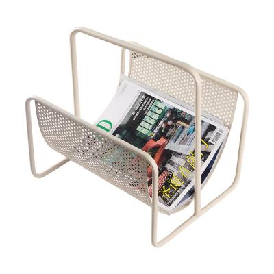 China Sustainable Portable Books Magazine Rack Organizer Floor Decoration Modern Black And White Magazine Rack for sale