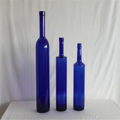 China Decorative Glass Wine Bottles Colored Glass Bottles Blue Glass Bottles for sale