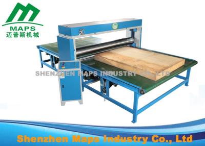 China Sponge Exhausting Foam Mattress Cutting Machine Electric Driven One Year Guarantee for sale