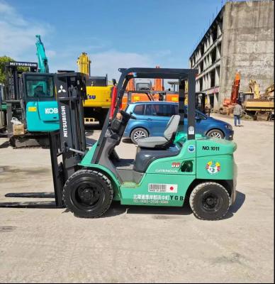 China 3 Ton Diesel Used Mitsubishi FD30NT Forklift Original for sale