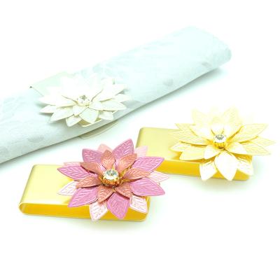 China Banquet Sustainable Top Wedding Gold And Silver Exquisite Flowers Napkin Clip Metal Colored Napkin Ring for sale