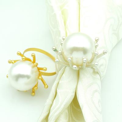 China Exquisite Banquet Napkin Ring Gold Wedding Viable Dinner Party And Silver Pearl for sale