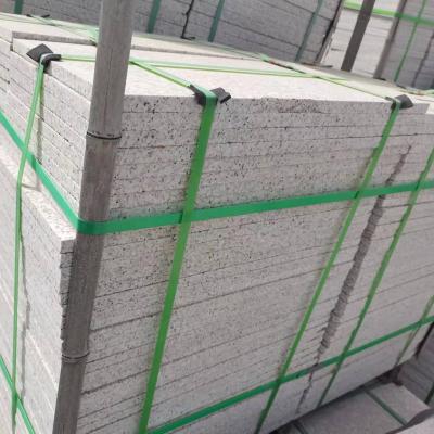 China Modern Cheap Quality Chinese Gray Granite Tiles G603 Dark Gray Granite Flame Surface for sale