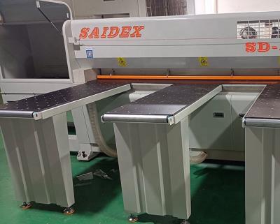 China Indoor Acrylic Design Cutting Machine , Stable Electronic Cutting Saw For Plexiglass for sale