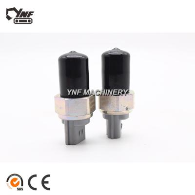 China 499000-4441 DENSO Fuel Rail Pressure Sensor For ND499000-4441 1-80220012-0 YNF03956 for sale