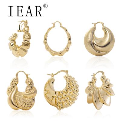 China IEAR Cute Jewelry 18K Gold Plated Bridal Bold Earrings 18k Gold Stud Earrings for sale